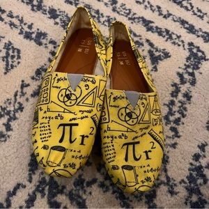 Math shoes! Size 7.5